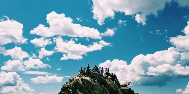 云游戏服务深度评测：Google Stadia退场后，GeForce Now与Xbox Cloud Gaming的体验与未来