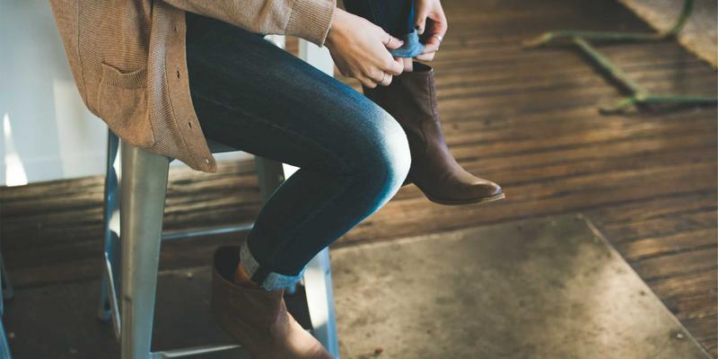 从脚本到智能：PC游戏、主机游戏与手游中AI技术的三大革命性应用