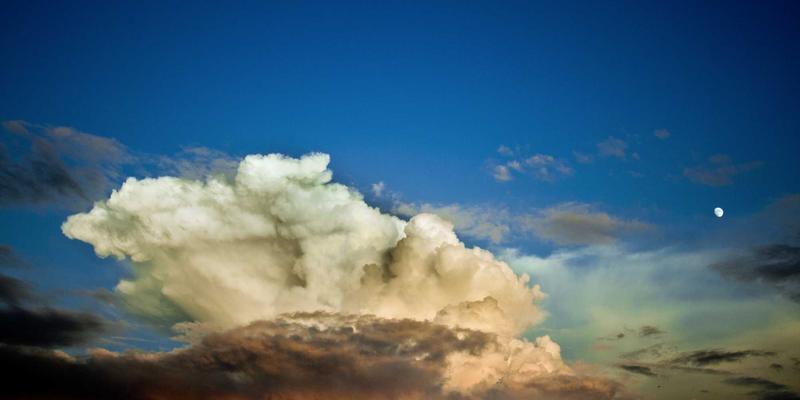 手游资讯新时代：如何通过玩家社区获取深度游戏内容与互动体验