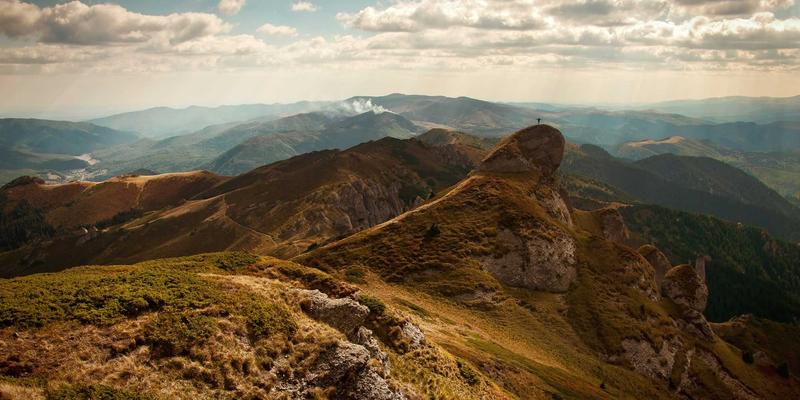 游戏资讯66：手游与主机游戏全攻略，助你制胜虚拟战场